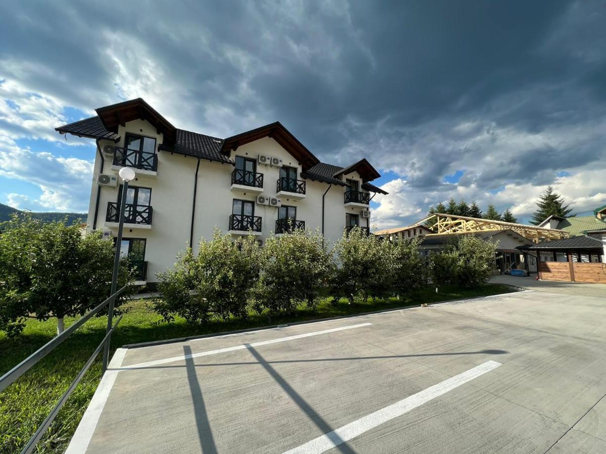 Casa Elena - Resort & Spa Voronet Exteriör bild